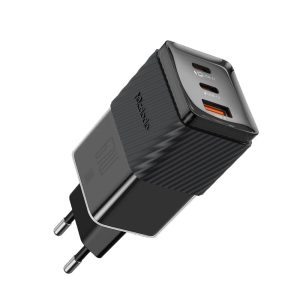 شارژر مک دودو مدل CH-1501 ظرفیت ۶۷ وات با ۳ پورت نسخه گلوبال